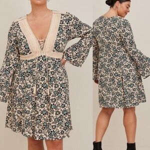 NWT Torrid size 2 floral gauze lace up skater dress